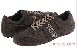 大誠(chéng)品牌鞋 匠心品質(zhì)，引領(lǐng)鞋業(yè)新潮流